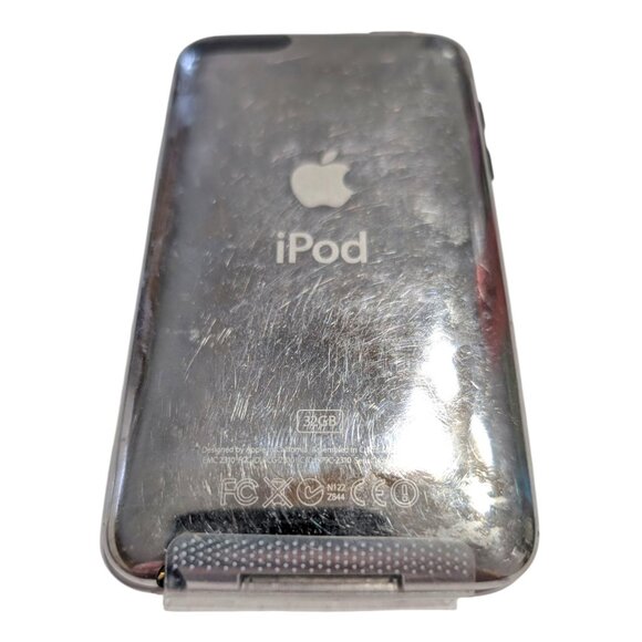 Apple iPod Touch A1288 Black/Chrome 32GB CIB w/ Charger Manual Sticker - Picture 8 of 15